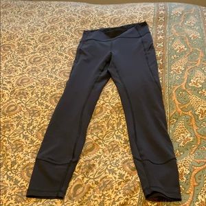 Lulu lemon navy blue in movement 25” pants